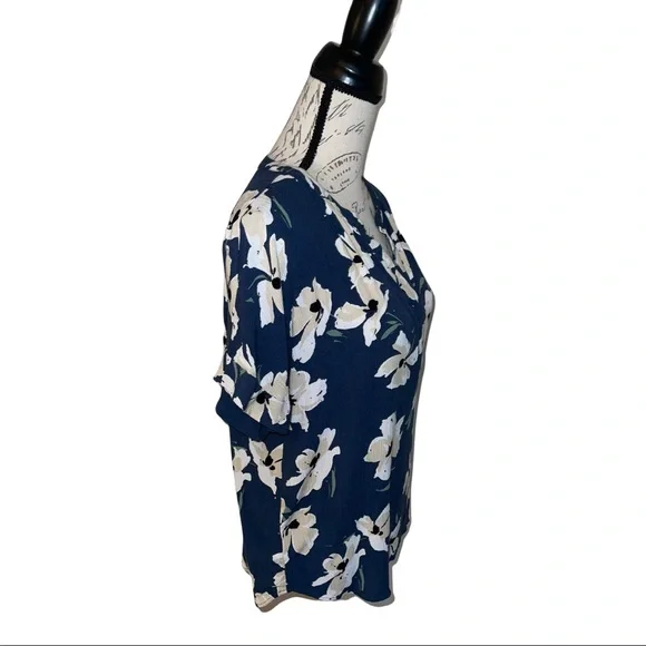 Ann Taylor Top - Picture 3 of 6